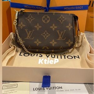 Louis Vuitton Mini Pochette Accessories Monogram